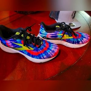 Brooks Rainbow Tie dye sneakers